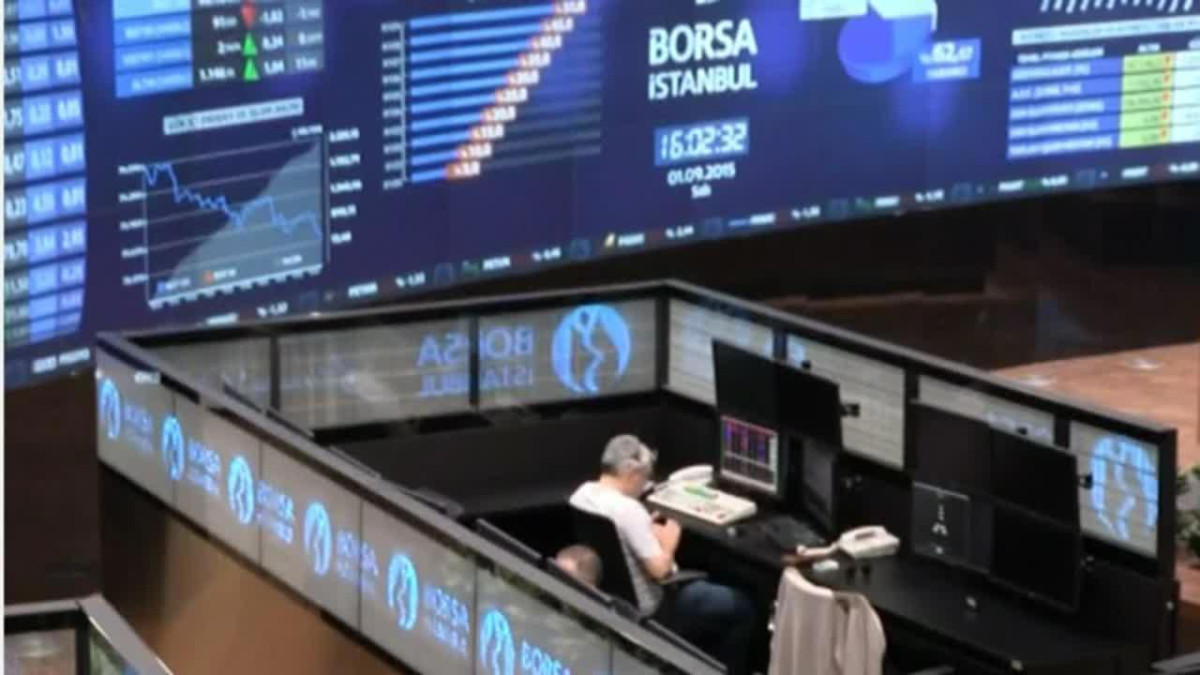 Borsa yatırımcısı hisse fiyatlarının düşmesi sonucu hüsran yaşıyor