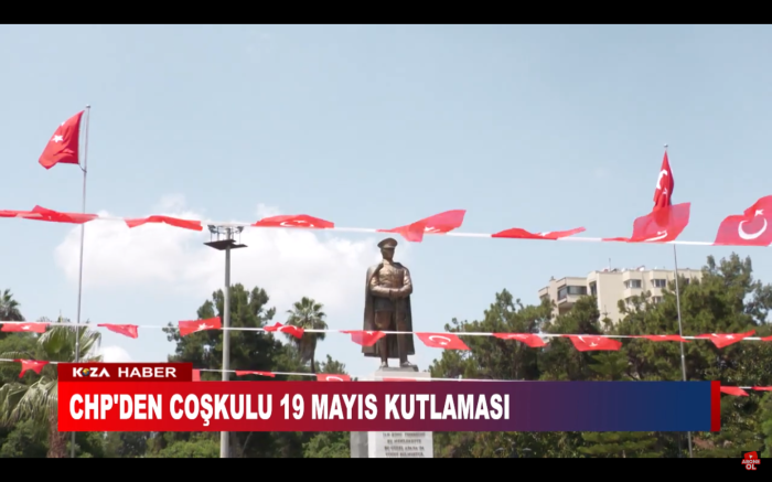 CHP'DEN COŞKULU 19 MAYIS KUTLAMASI